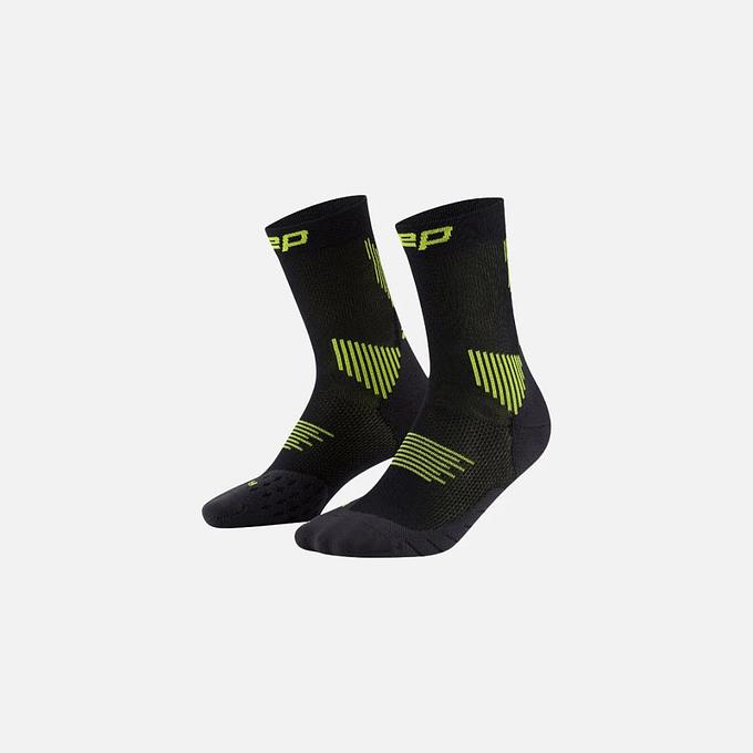 CEP Compression Core Run Mid Cut 5.0 Men's Compression Socks (Black/Lime)