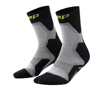 CEP Compression Core Run Mid Calf Padded Unisex Compression Socks (Black)