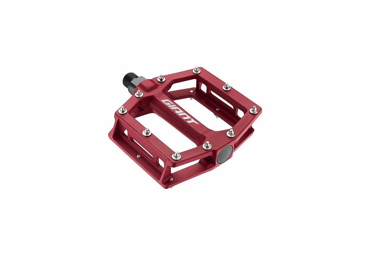 Giant Original 9/16 Platform Pedal (Red)