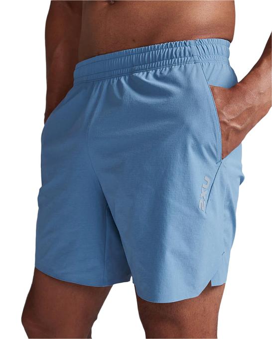 2XU MR6986B Motion 6 Inch Men's Running Shorts (Shadow/Weathervane)