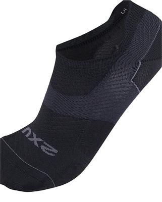 2XU UA7027E Vectr Ultralight No Show Running Socks (Black/Titanium)